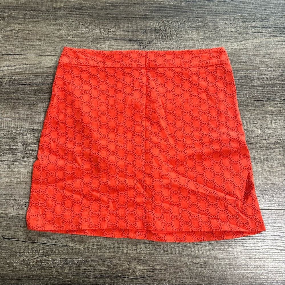 GAP Red Eyelet Lace Mini Skirt Size 0 – EUC